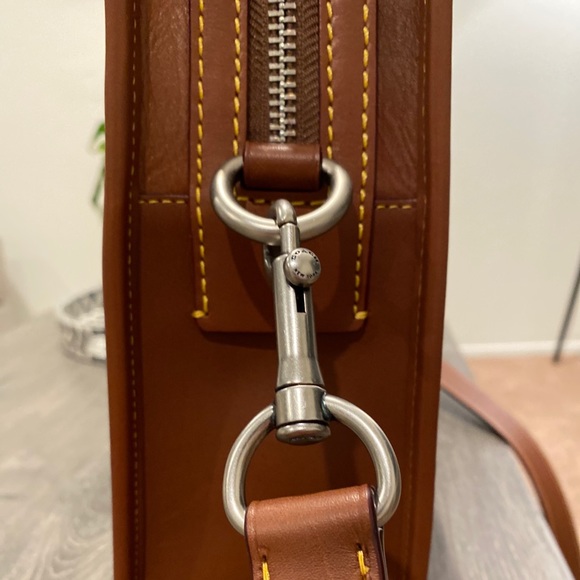 🏷 Coach Rogue Brief - Picture 3 of 11